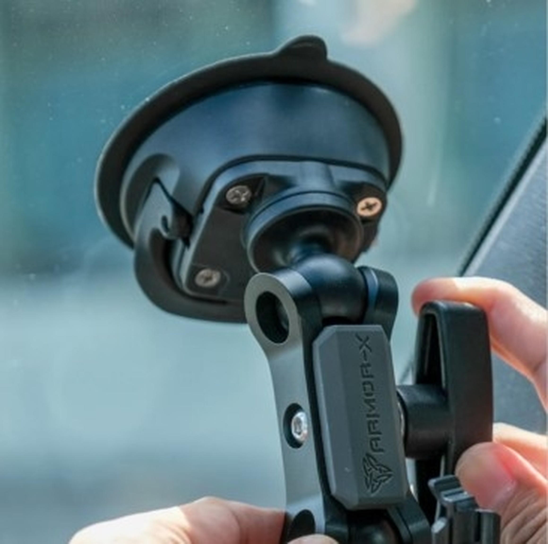 Ventouse simple pour fixation universelle smartphone et tablette